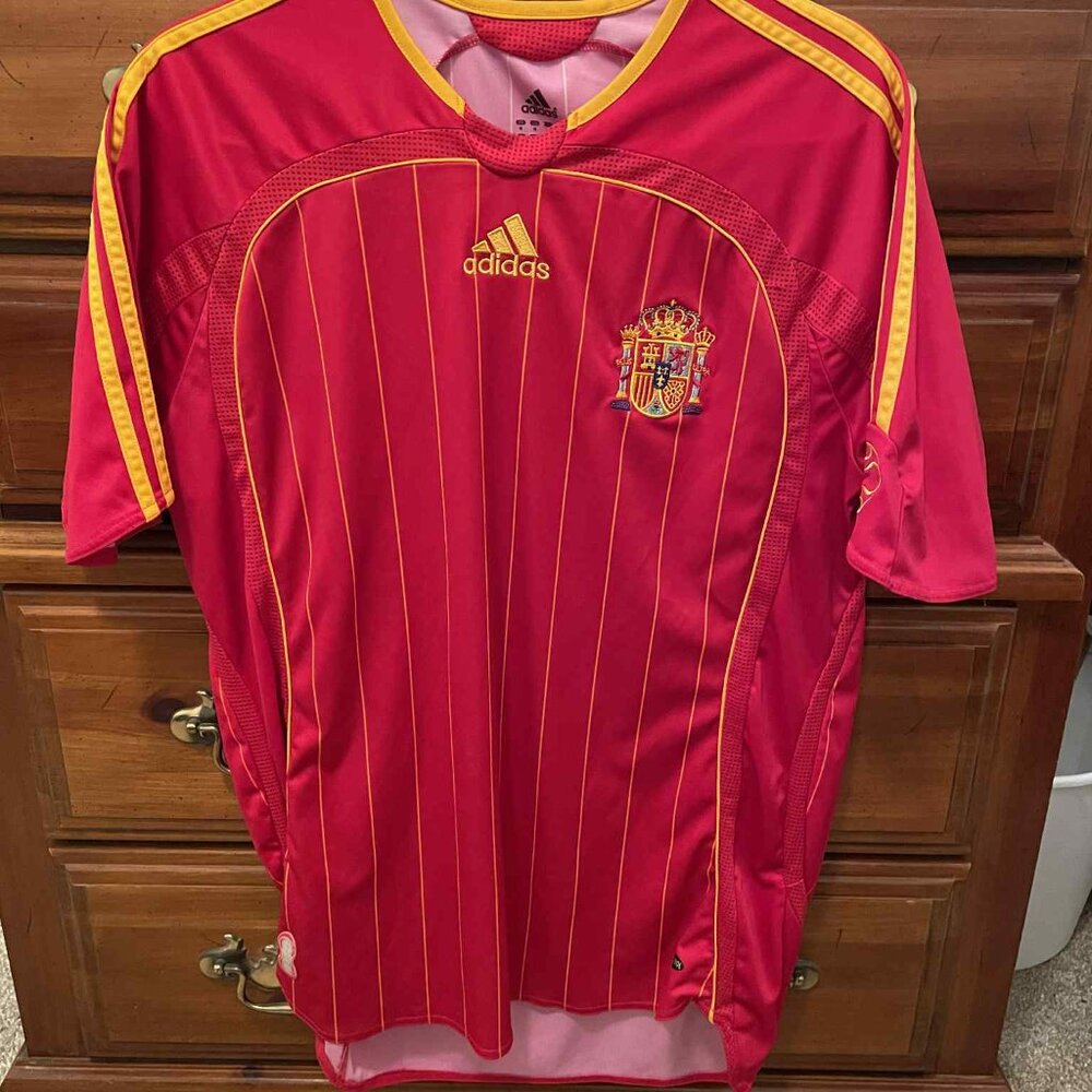 Men's soccer jersey